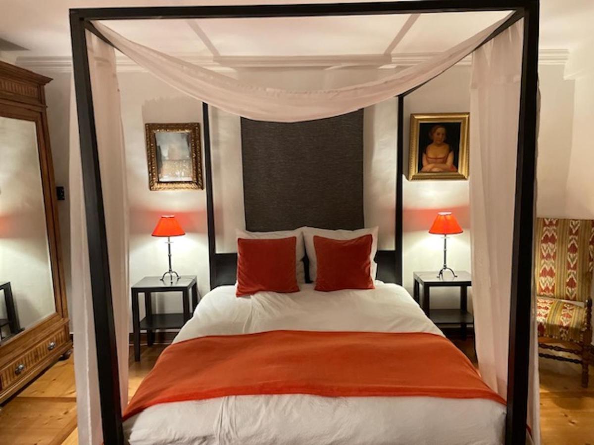 Chateau De D'hotes 4*